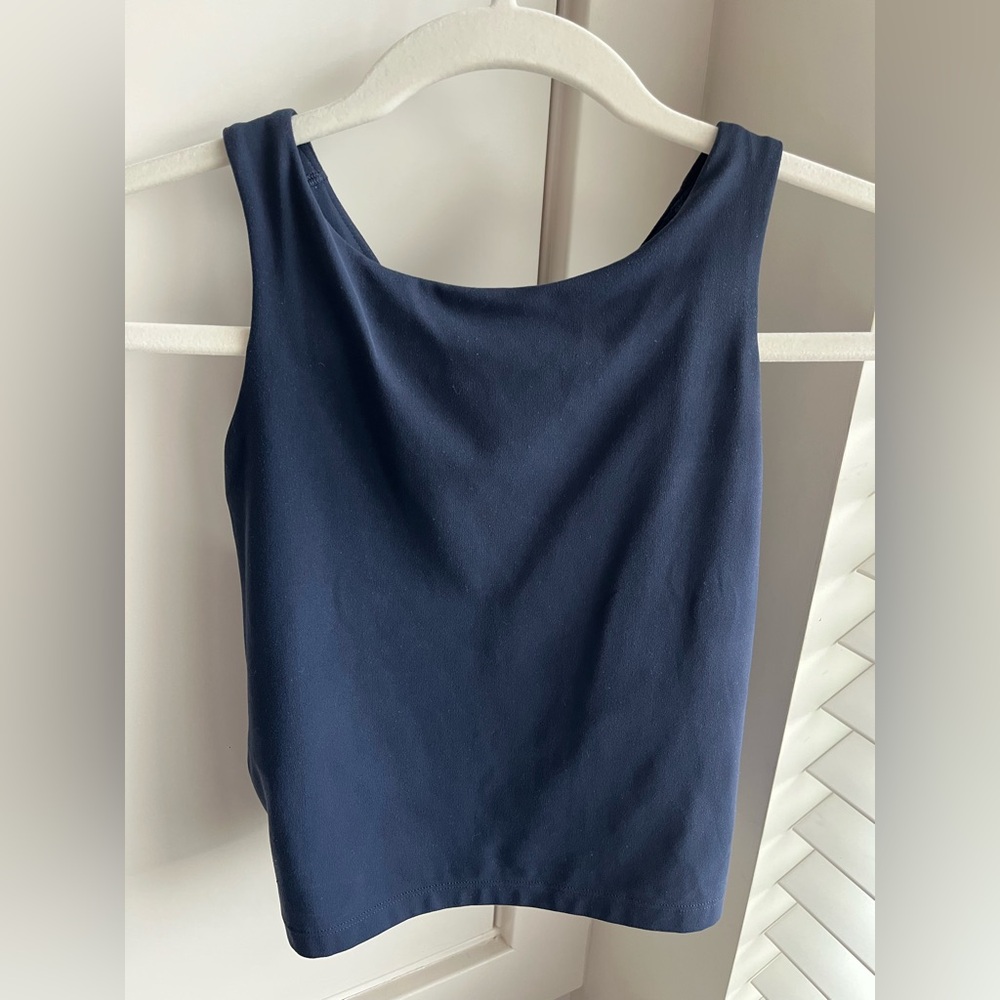 Athleta Purpose Crop Sports Bra Size Small D-DD Navy